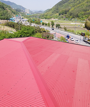 한울교회,교회지붕공사,지붕공사,외벽리모델링,칼라강판,포스코강판,포스코칼라강판,포스코정품,징크,리얼징크,지붕개량,옥상방수,옥탑공사,벽체공사,현대강판,현대상사