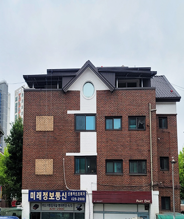 안양시지붕공사,호계동지붕공사,갈산동지붕공사,빌라지붕공사,상가지붕공사,상가옥상방수,우레탄방수,외벽리모델링,칼라강판,포스코강판,포스코정품,포스코칼라강판,징크,리얼징크,지붕개량,옥상방수,옥탑공사,벽체공사,현대강판,현대상사